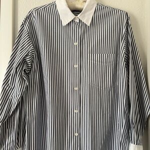 GAP navy/white stripe Cotton Shirt Sz Medium